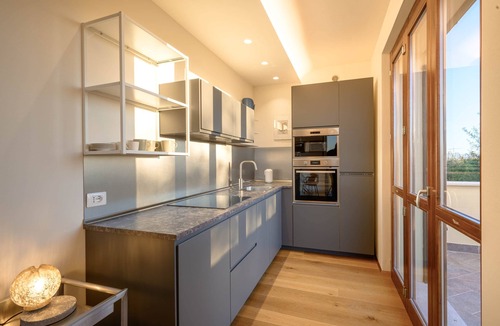 Montalcino Apartment | Coriander with Terrace