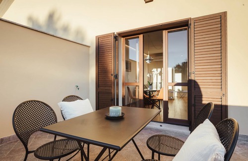Montalcino Apartment | Coriander with Terrace
