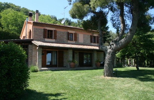 Montefelcino House | Cornio Delle Fronde
