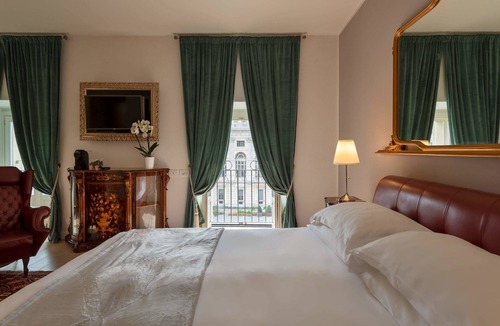 Roman Quarter House | Corte Realdi Luxury Rooms - Torino