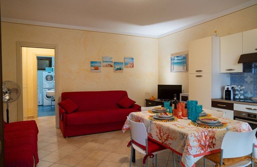 Tortoreto Lido Apartment | Cosy apartment for 4 people with A/C, pool, WIFI, TV, patio and pets allowed