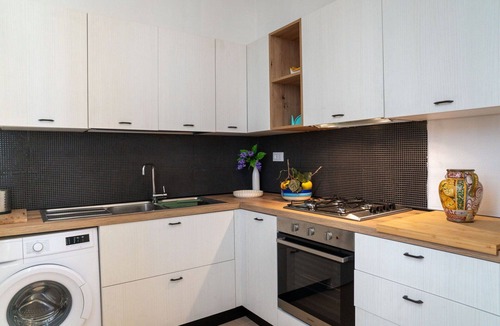 Montesilvano Apartment | Cosy apartment for 7 guests with WIFI, TV, balcony and pets allowed