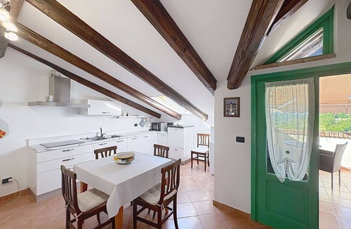 Montechiaro dʼAsti Apartment | Cosy apartment for 2 guests with WIFI, A/C, TV, patio and pets allowed