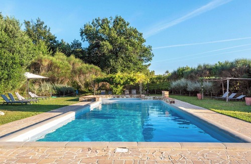 Trequanda Apartment | Cosy apartment with pool, WIFI, A/C, TV, patio, pets allowed, panoramic view, close to Montepulciano