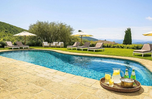Londa Apartment | Cosy apartment for 12 people with private pool, A/C, WIFI, TV and panoramic view