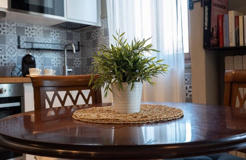 Pavia Apartment | Cosy apartment for 3 guests with A/C, WIFI, TV, terrace, pets allowed and panoramic view