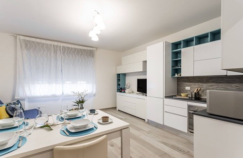 Pavia Apartment | Cosy apartment for 4 guests with WIFI, A/C