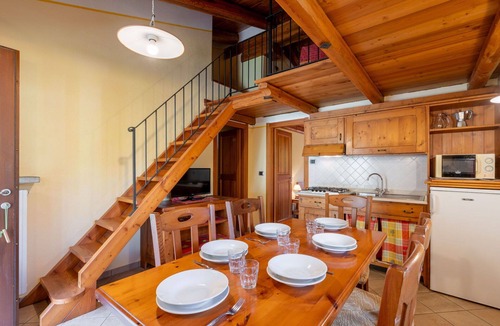 Sampeyre Apartment | Cosy apartment for 4 guests with pool, WIFI, TV and terrace