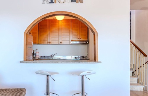 Ispra Apartment | Cosy apartment for 4 people with A/C, WIFI, TV and terrace