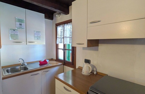 Macugnaga Apartment | Cosy apartment for 6 people with TV, balcony, pets allowed and panoramic view