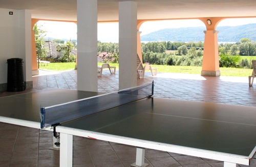 Fondotoce Apartment | Cosy apartment for 7 people with pool, WIFI, TV and balcony