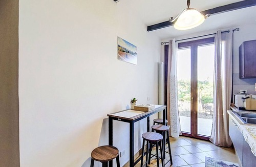 Archi Apartment | Cosy apartment for 8 people with A/C, WIFI, TV and panoramic view