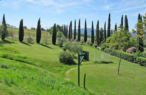 Roccastrada Villa | Cosy apartment in villa for 5 guests with pool, WIFI, TV, patio, pets allowed and parking