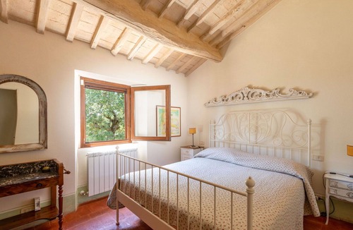 Scansano Villa | Cosy apartment in villa for 8 people with WIFI, TV, terrace, pets allowed and parking