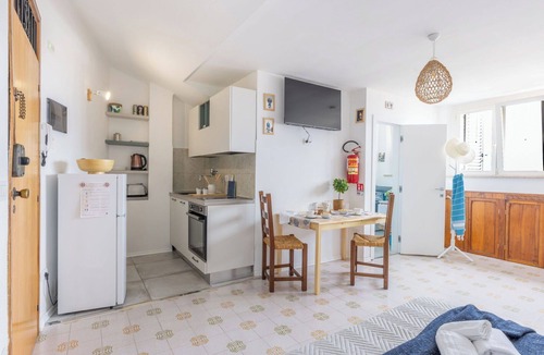 Porto Recanati Apartment | Cosy apartment for 3 guests with WIFI, A/C, TV and panoramic view