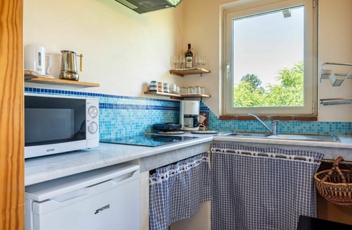 Rocca D'Arazzo Apartment | Cosy apartment for 4 guests with WIFI and terrace
