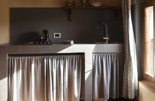 Chiusi House | Cosy apartment with A/C, WIFI, private pool, TV, veranda and pets allowed, close to Montepulciano