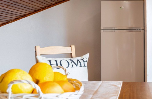 Loreto Apartment | Cosy apartment with A/C, WIFI, TV, terrace, pets allowed, panoramic view, close to Porto Recanati