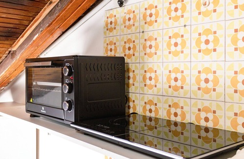 Loreto Apartment | Cosy apartment with WIFI, A/C, TV, terrace, pets allowed, panoramic view, close to Porto Recanati