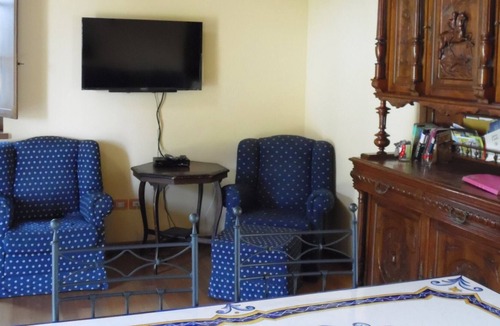 Ramazzano Resort | Cottage Gubbio - Two Bedroom Resort, Sleeps 4