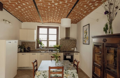 Isola d'Asti House | Country apartment Monferrato Moretti Winery