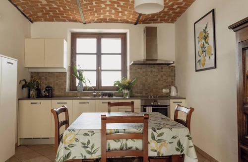 Isola d'Asti House | Country apartment Monferrato Moretti Winery