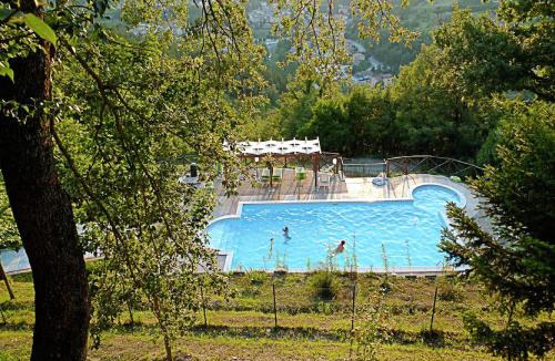 Apecchio House | Country Cottage in Marche with Swimming Pool
