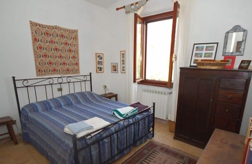 Magliano in Toscana House | country house with pool and superb views of the vineyards