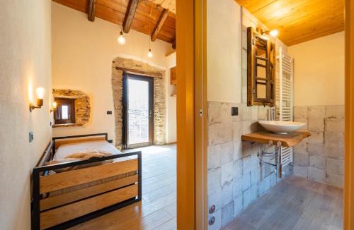 Villar San Costanzo Bed & Breakfast | Country House Le Gaie Allegre