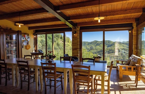 Montefortino Apartment | Country house Monti Sibillini with Pool