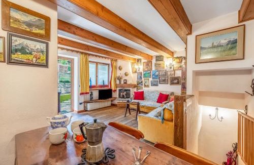 Dolonne Apartment | Courmayeur Apartment X6 Parking - Happy Rentals