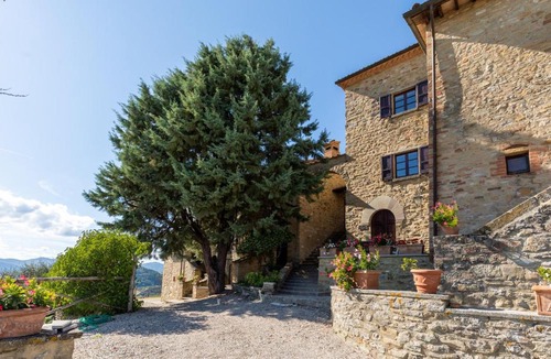 Monte Santa Maria Tiberina Apartment | Cozy Apartment In Monte Smtiberina Pg
