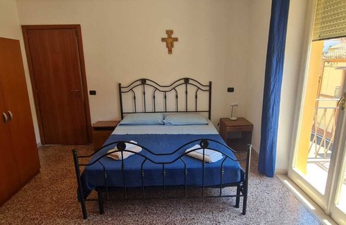 Sapri House | Cozy apartment 5 minutes from the train station
