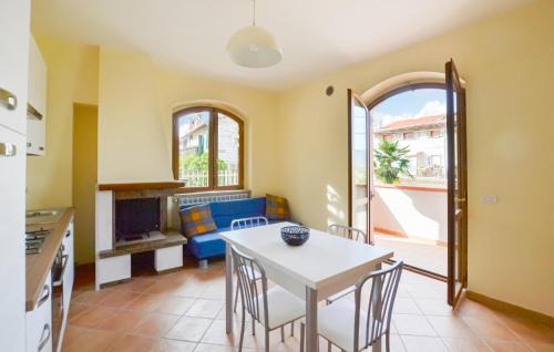 Nerbisci Apartment | Cozy Apartment In Gubbio With Wifi