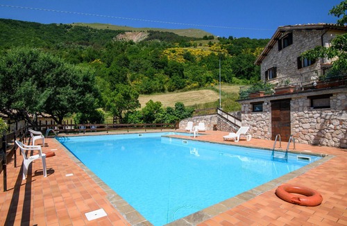 Montemonaco Apartment | Cozy apartment in Montemonaco