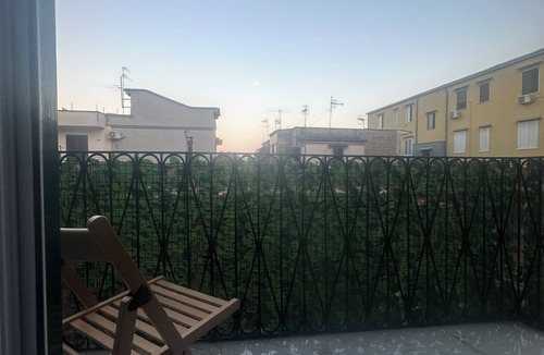 Naples Apartment | Cozy Apartment with Private Balcony, Easy Parking & Mega WI-FI
