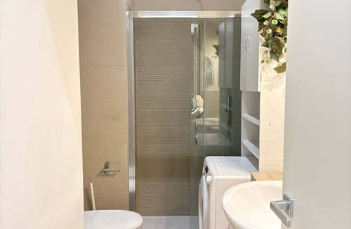 Milan Apartment | Cozy Bande Nere Apartment