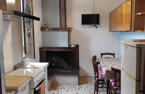 Alatri House | Cozy country house with air conditioning and TV in every room with wifi.