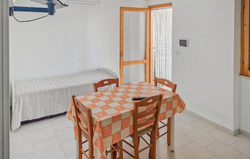 Vieste House | Cozy Home In Vieste With Outdoor Swimming Pool