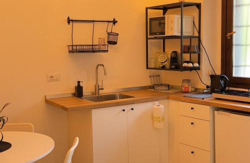 Vimodrone Apartment | Cozy House in Corte