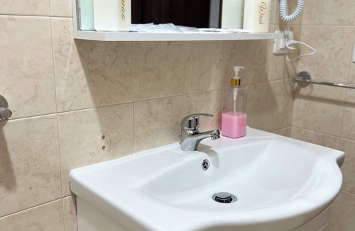 Reggio Calabria House | Cozy room, 5 minutes from downtown. So many services at your fingertips.