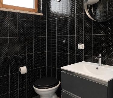Scalea House | Cozy Stay near Torre Talao & Historic Centre