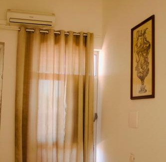 Rozzano Apartment | CR BnB Rozzano 2