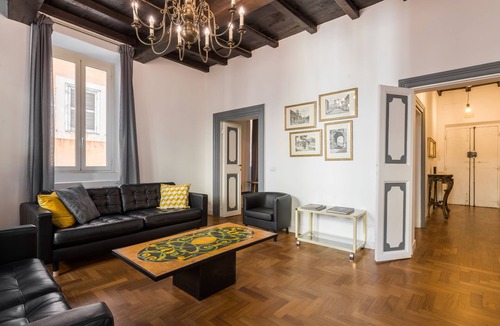 Rione IV Campo Marzio Apartment | Croce Palace unit 4 - 3 bedrooms - P.zza di Spagna