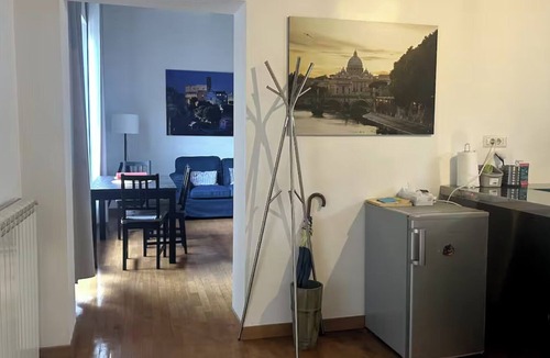 Rione IV Campo Marzio Apartment | Croce Palace unit 7 - Double Private Terrace/a few minutes from Spanish steps