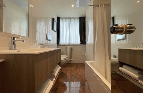 San Donato Milanese Hotel | Crowne Plaza Milan - Linate by IHG