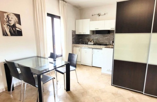 Cervia Apartment | CV021 – Cervia, studio apartment with terrace in great location