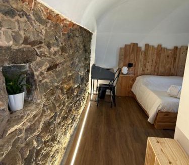 Cuorgne House | Da Noi Panoramic Guest Stay Camera Pietra
