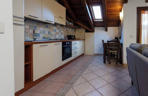 Novara Condo | Dante's Skyview (Loft privato)