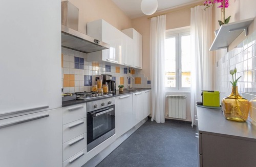 Trastevere Apartment | Daplace - Cosima Apartment III - Experience the authentic Roman atmosphere with this elegant home in the heart of the Trastevere district.